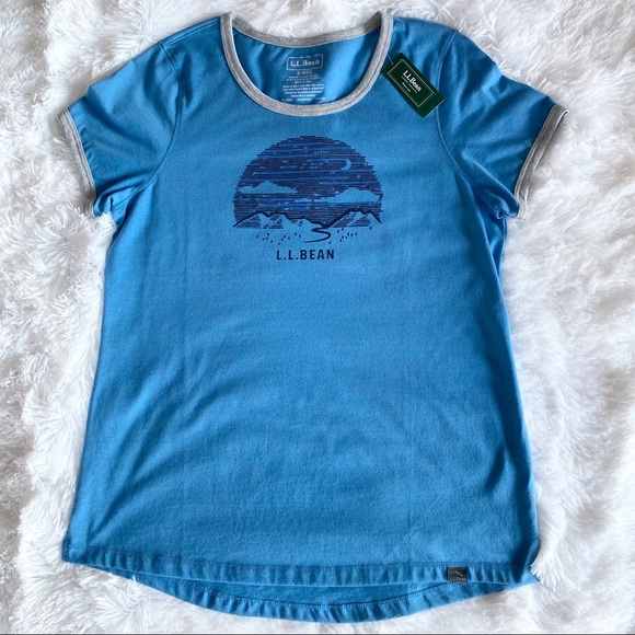 L.L. Bean Tops - Women’s L.L. Bean Graphic Tee